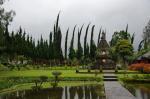 temple at lake bedugul